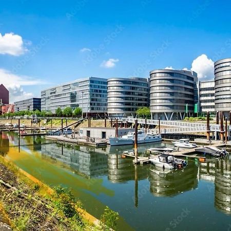 Onthepoint, Erdgeschoss, Abstellplatz Fuer Fahrraeder, City Und Innenhafen 5 Gehminuten!!! 杜伊斯堡 外观 照片